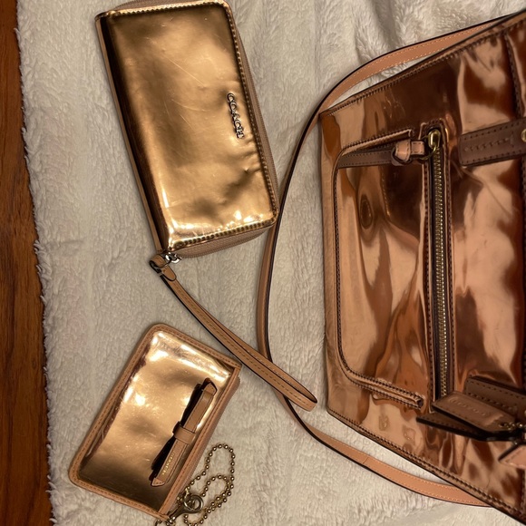 Coach rose gold purse, tech wallet and card case - Picture 5 of 9